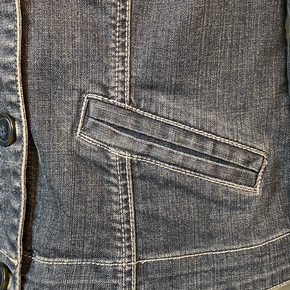 CAbi Lucy Jean Jacket size M - Picture 5 of 7
